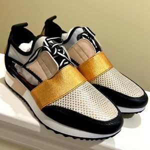 Steve Madden women’s sneakers